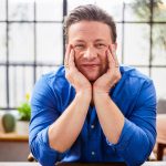 Jamie Oliver sa vracia