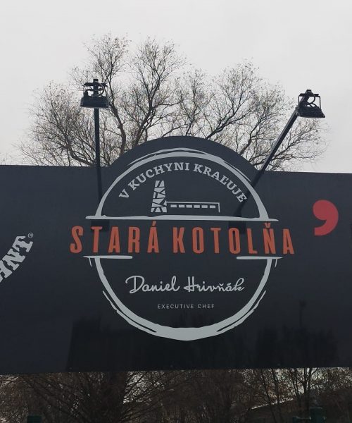 Po rokoch v Bratislave pôsobí známy šéfkuchár v Senici